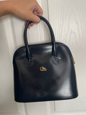 NWOT Italy Vintage Cristian Navy Leather Top-Handle Handbag with Gold Logo